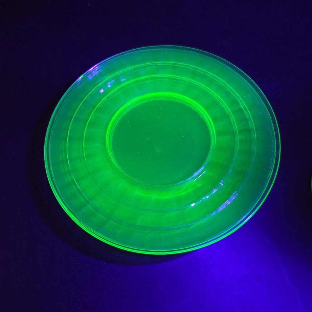(4) Anchor Hocking Block Optic Green Uranium Depression Glass 8" Plates GLOWS!